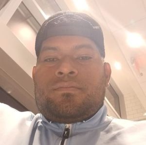 Meet your Posher, Johandry jose